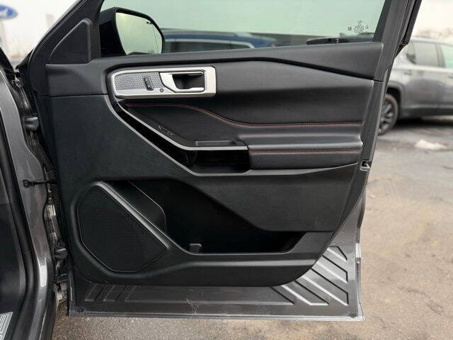 2024 Ford Explorer ST-Line