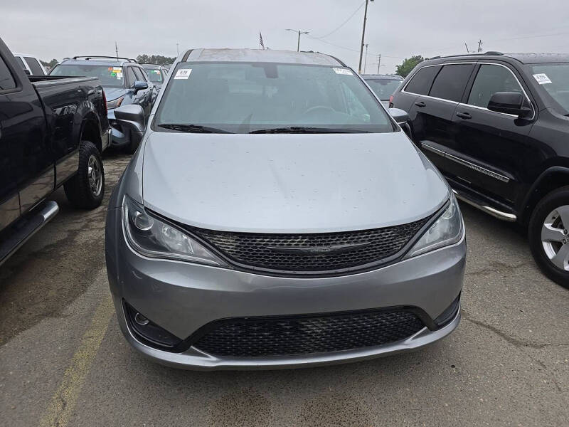 2018 Chrysler Pacifica Touring Plus
