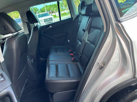 2015 Volkswagen Tiguan S