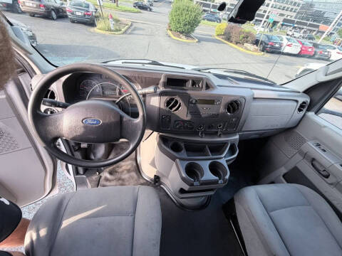 2016 Ford E-Series