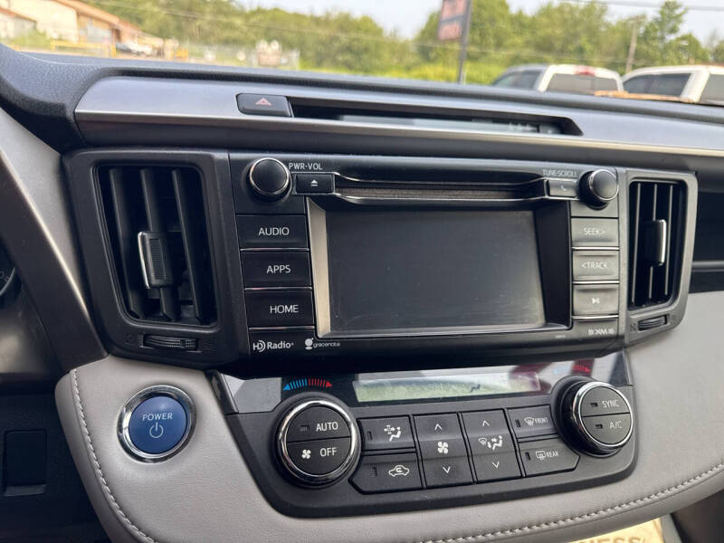 2017 Toyota RAV4 Hybrid XLE