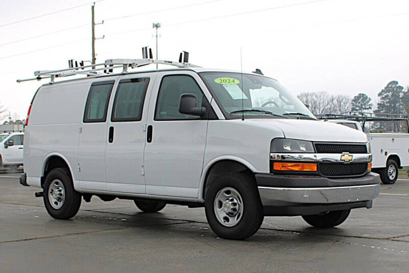 2024 Chevrolet Express 2500