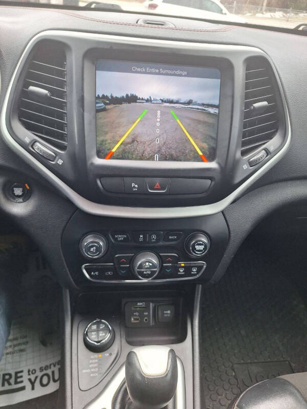 2018 Jeep Cherokee Trailhawk