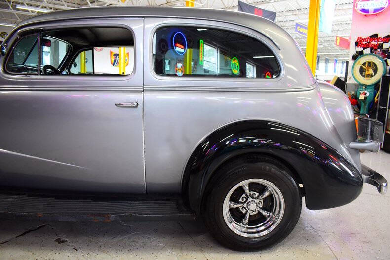1937 Chevrolet Master Deluxe