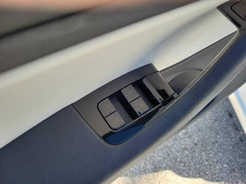 2020 Tesla Model 3 Standard Range