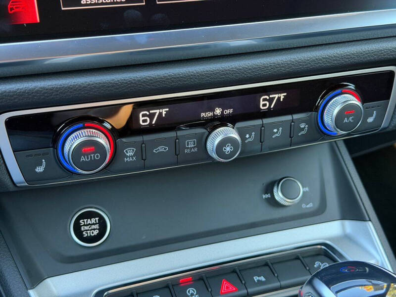 2025 Audi Q3 quattro S line Premium 45 TFSI