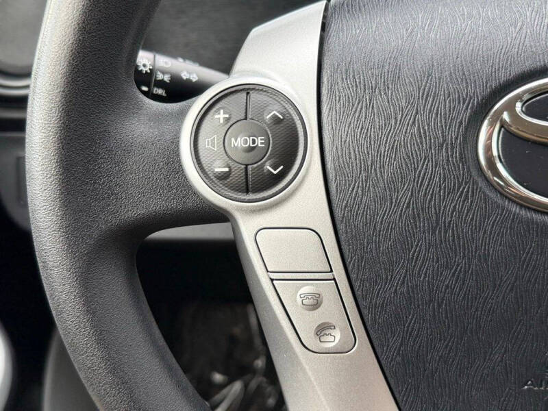 2013 Toyota Prius c Two