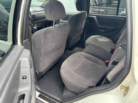 2001 Jeep Grand Cherokee Laredo