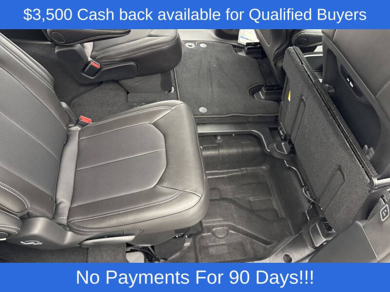 2026 Chrysler Pacifica Select