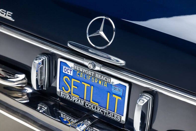 1969 Mercedes-Benz 280-Class