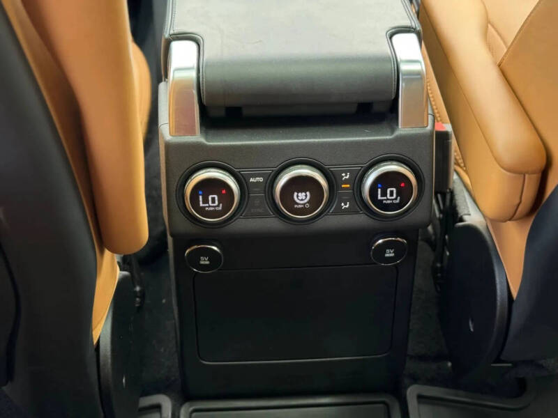 2019 Land Rover Discovery HSE Luxury Td6