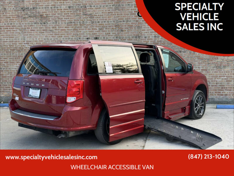 2015 Dodge Grand Caravan R/T's photo