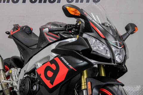 2016 Aprilia RSV4