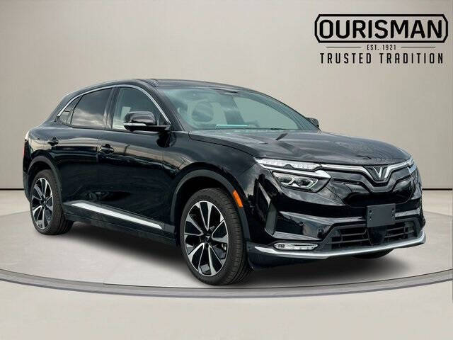 2025 VinFast VF8 Plus