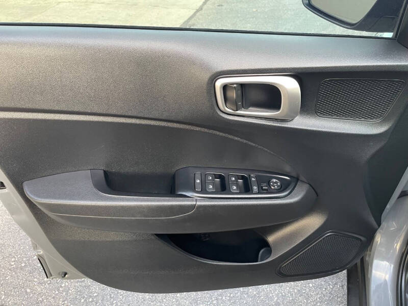 2021 Hyundai Venue SE