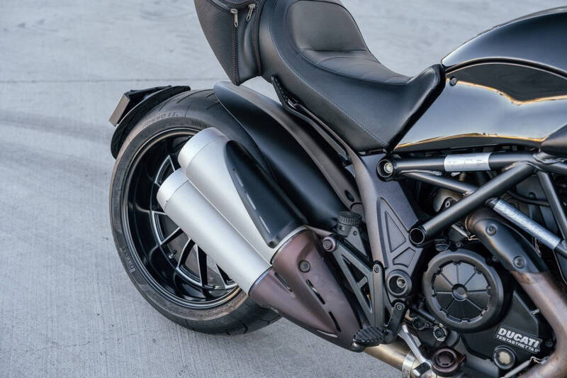 2011 Ducati Diavel