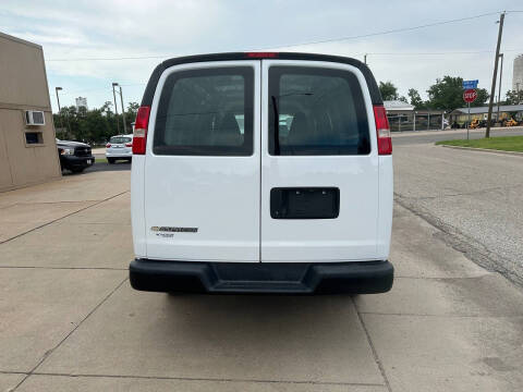 2018 Chevrolet Express 2500