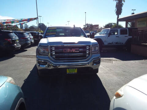 2017 GMC Sierra 1500 SLT