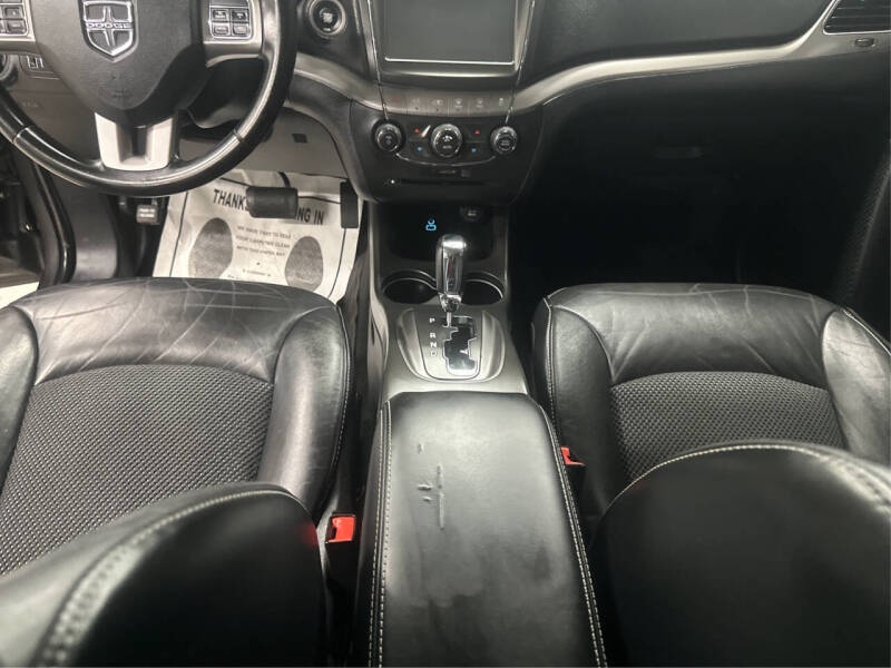 2020 Dodge Journey Crossroad