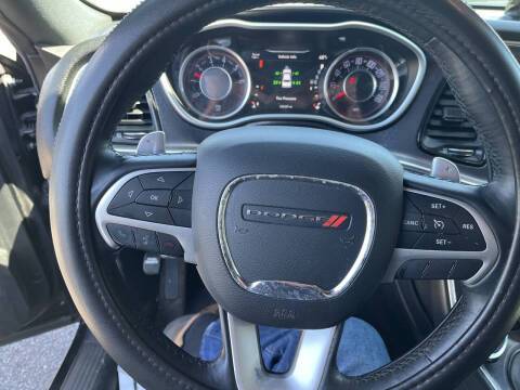 2015 Dodge Challenger SXT Plus