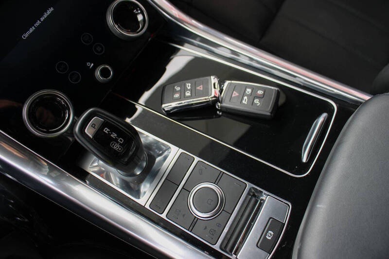 2021 Land Rover Range Rover Sport HSE Silver Edition