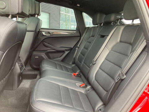 2024 Porsche Macan GTS