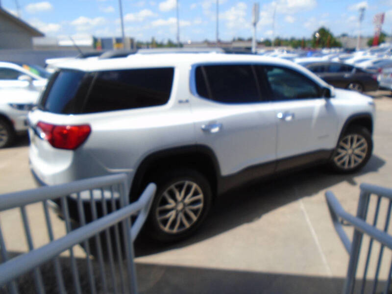 2019 GMC Acadia SLE-2