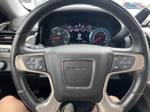 2017 GMC Yukon XL Denali