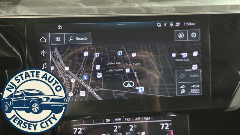 2024 Audi Q8 e-tron quattro Premium Plus