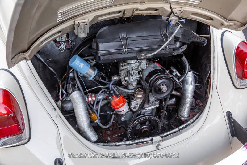 1971 Volkswagen Super Beetle