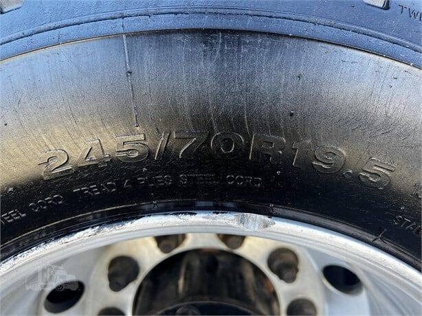 2007 Freightliner M2 106