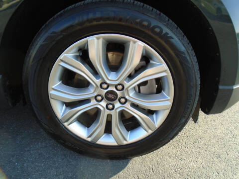 2023 Ford Edge Titanium