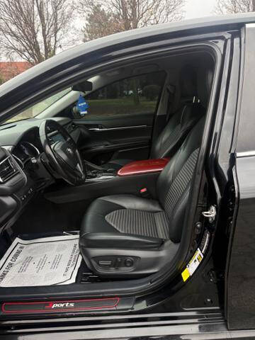 2020 Toyota Camry SE