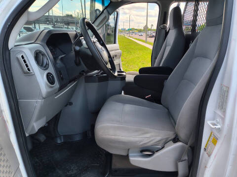 2011 Ford E-Series E-250