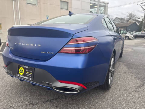 2025 Genesis G70