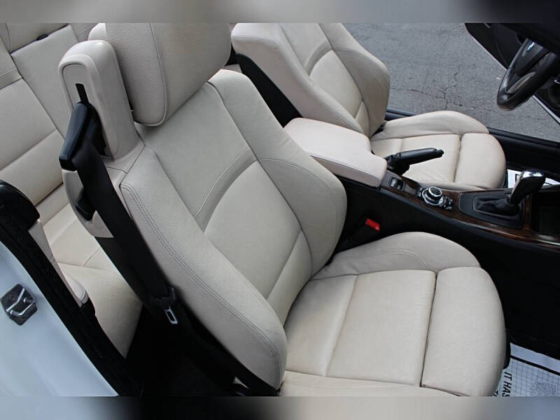 2011 BMW 3 Series 335i