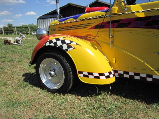 1948 Ford Anglia