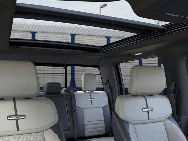 2025 Ford F-150 Lightning Platinum