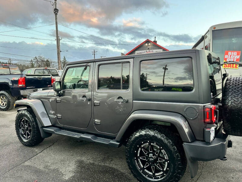 2016 Jeep Wrangler Unlimited Sahara