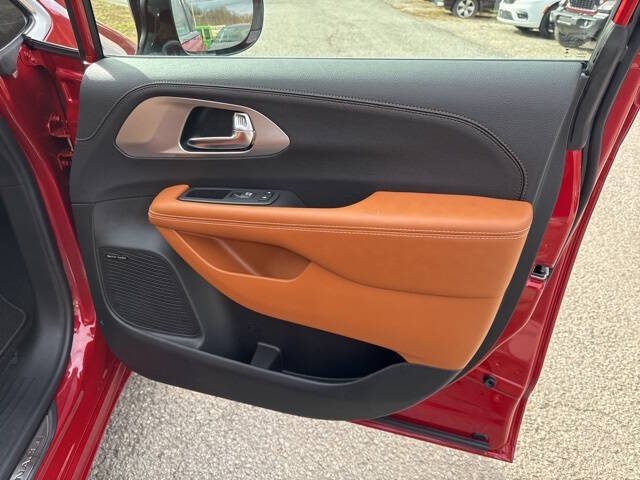 2026 Chrysler Pacifica Pinnacle