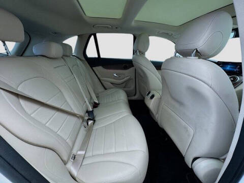 2022 Mercedes-Benz GLC GLC 300