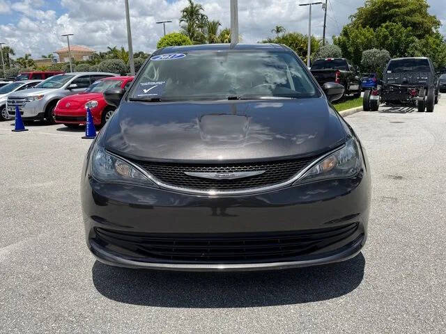 2017 Chrysler Pacifica Touring