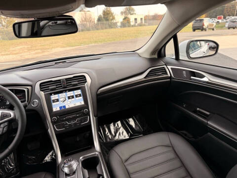 2017 Ford Fusion Hybrid SE