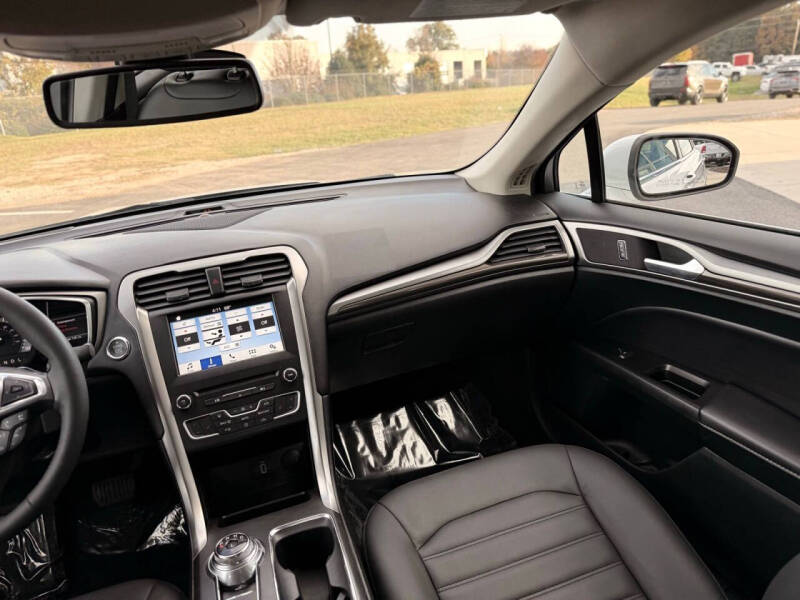 2018 Ford Fusion Hybrid SE