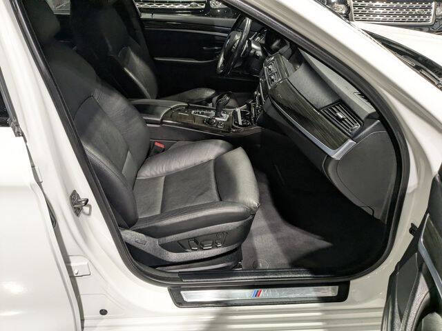 2013 BMW 5 Series 550i xDrive