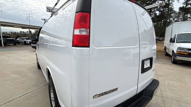 2022 Chevrolet Express 2500