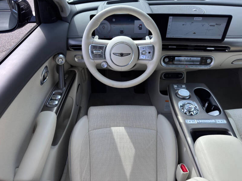 2024 Genesis GV60 Advanced