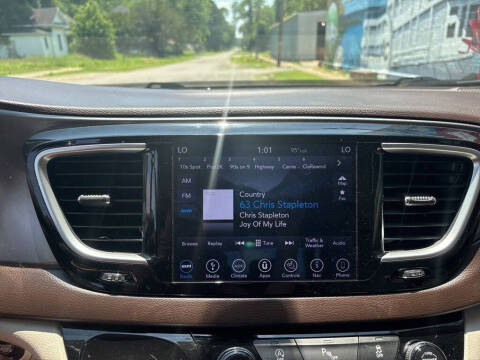 2018 Chrysler Pacifica Touring L Plus