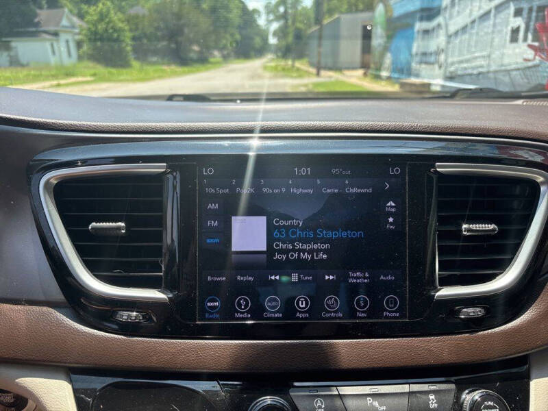 2018 Chrysler Pacifica Touring L Plus
