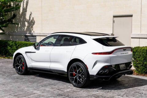 2025 Aston Martin DBX 707